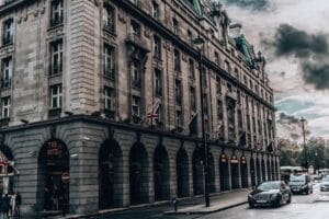 Billige hoteller i London city 2026: budget overnatning centralt