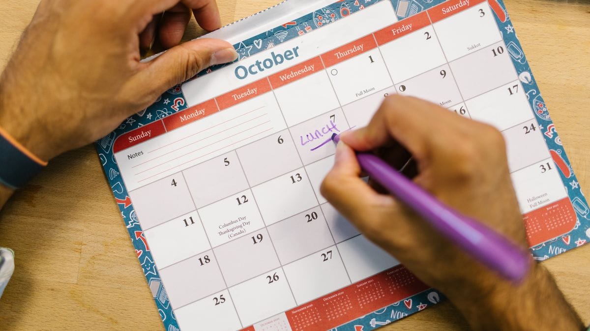 Planlægning af rejse til England i kalender