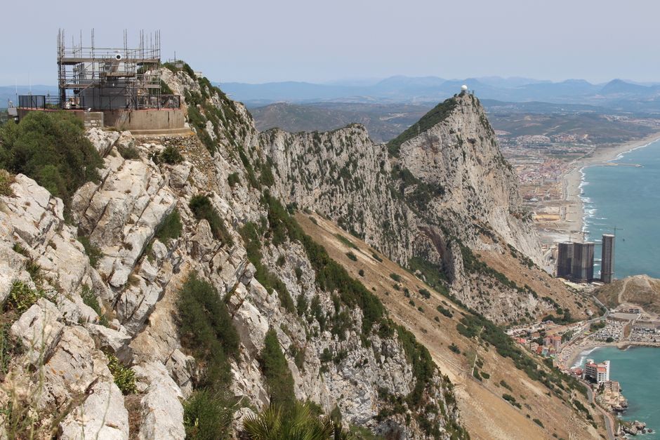Dansk familie på dagsudflugt til Gibraltar fra Costa del Sol med gyldigt pas